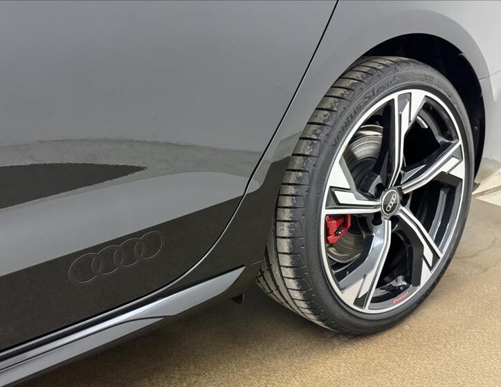 Audi A4 58