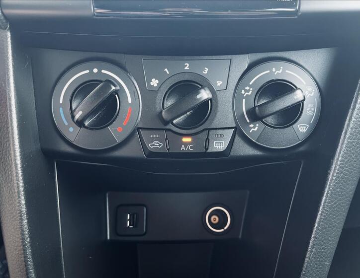 Suzuki Swift 17