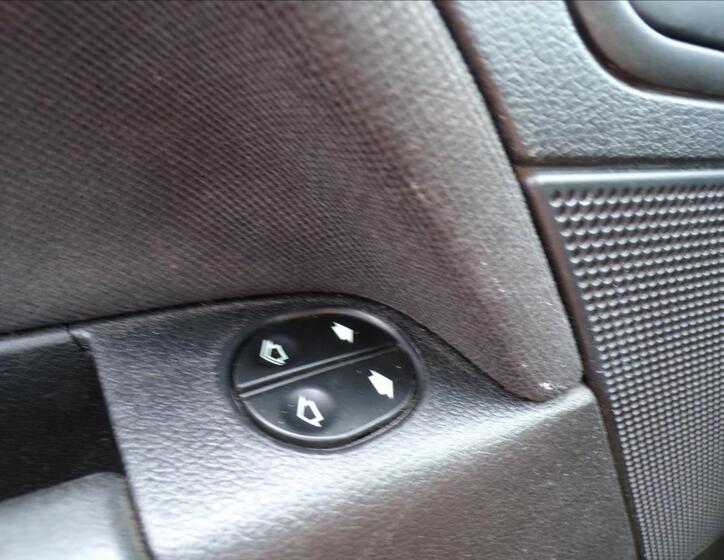Ford Fiesta 11