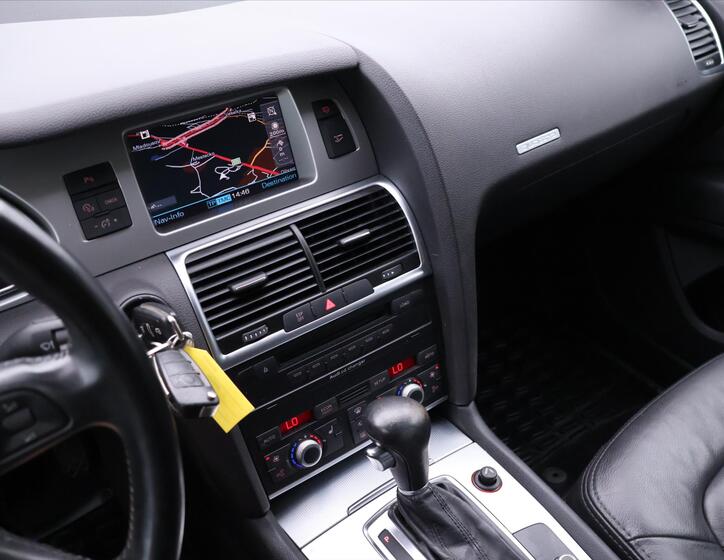 Audi Q7 18