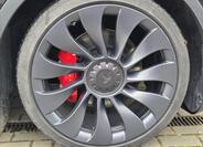 Tesla Model Y 19