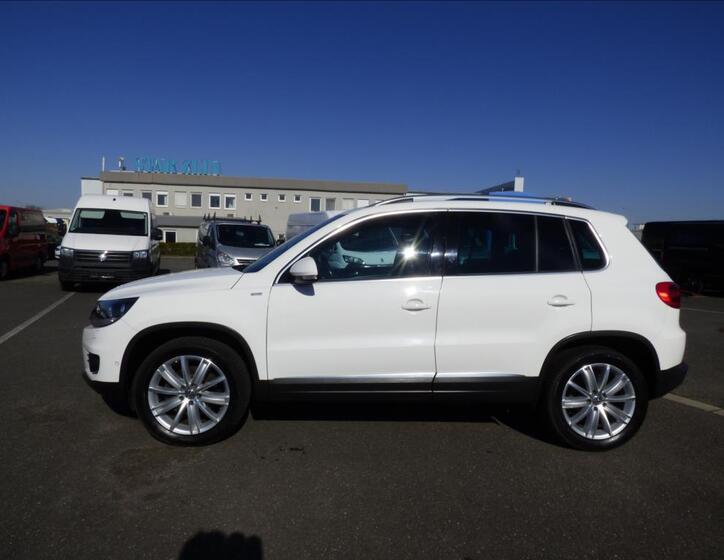 Volkswagen Tiguan 6