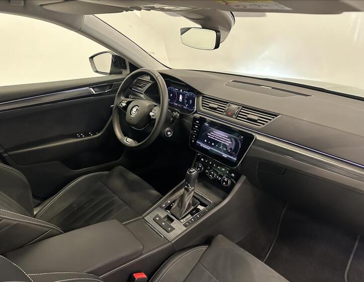 Škoda Superb 23