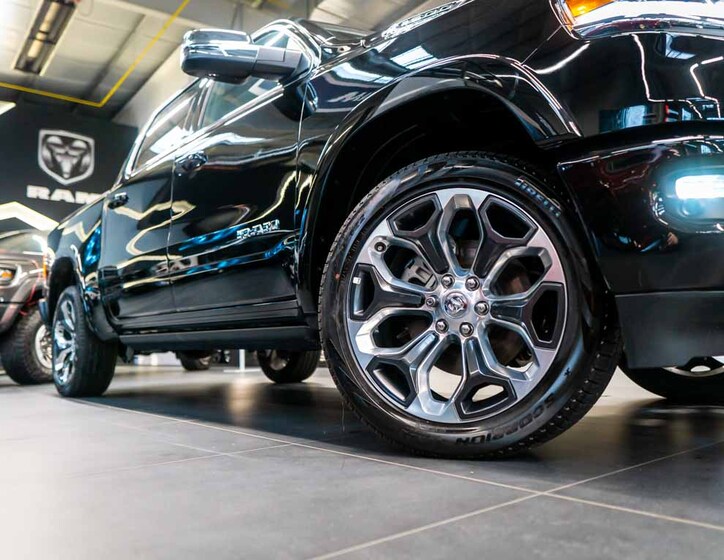 Dodge RAM 44