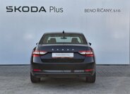 Škoda Superb 12