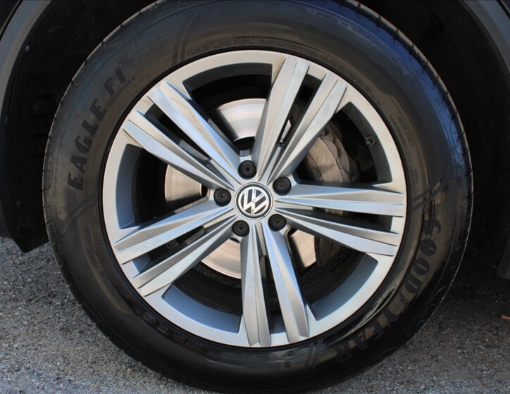 Volkswagen Touareg 42
