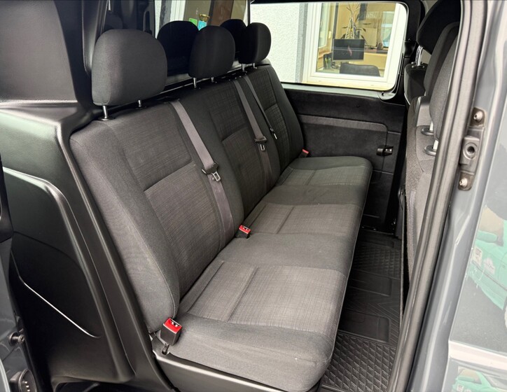 Mercedes-Benz Vito 18