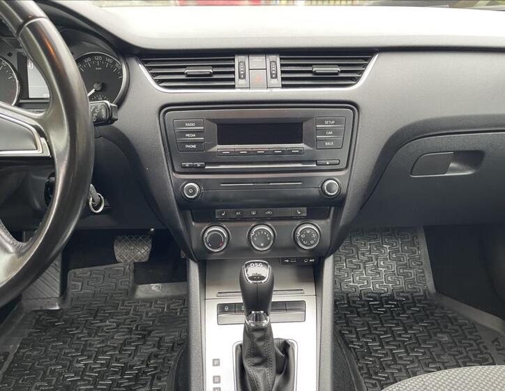 Škoda Octavia 12