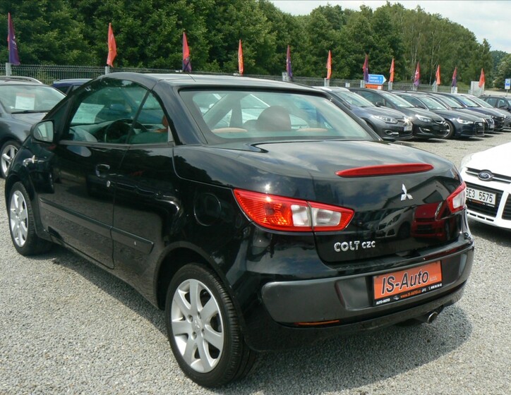 Mitsubishi Colt 5