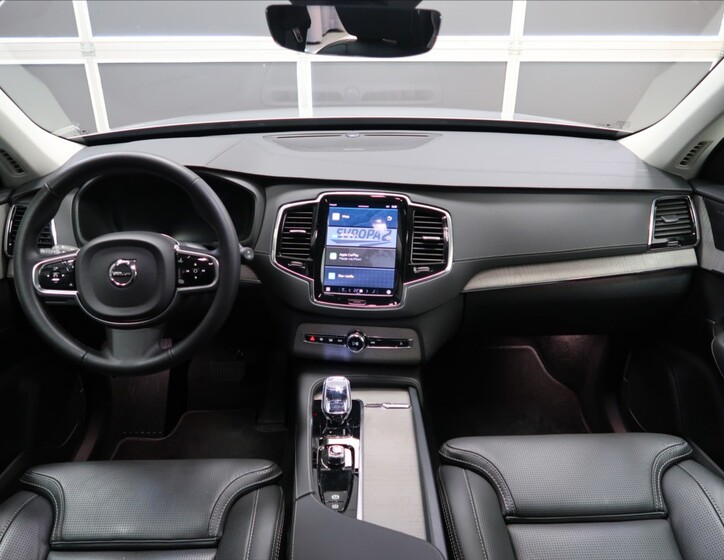 Volvo XC90 12