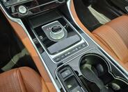 Jaguar XE 16