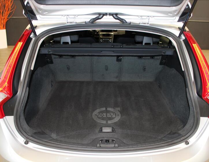 Volvo V60 15