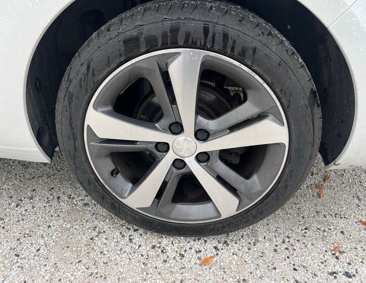 Peugeot 308 15