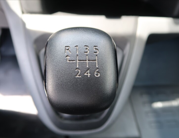 Peugeot Expert 16