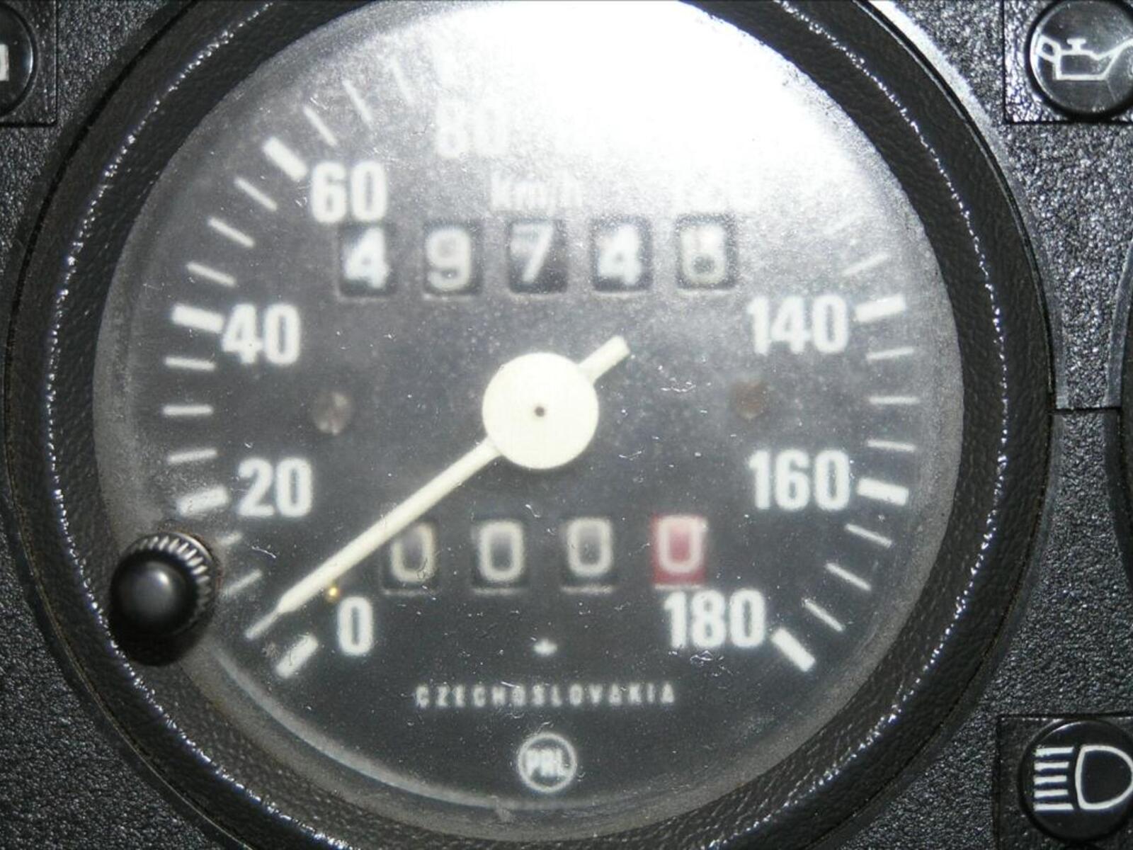 Škoda 105 12