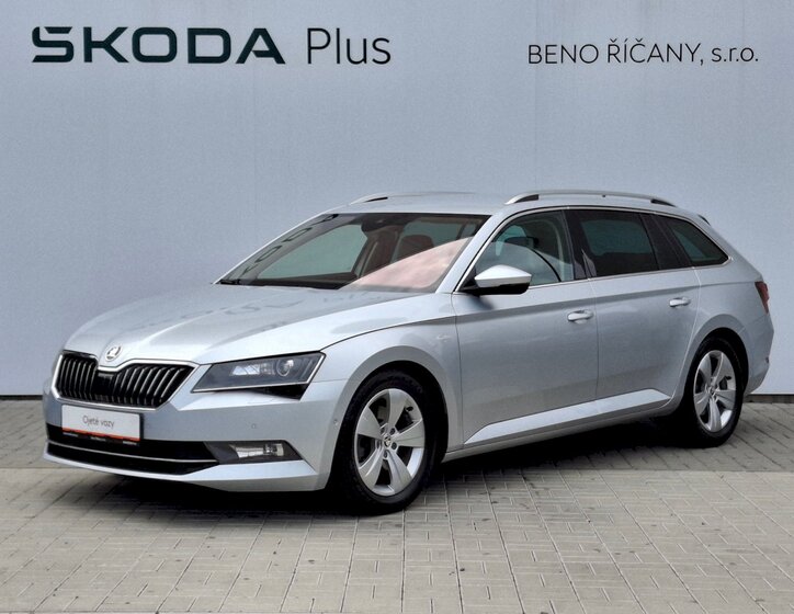 Škoda Superb 1