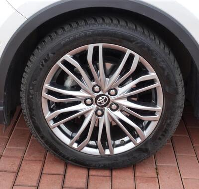 Toyota C-HR 7