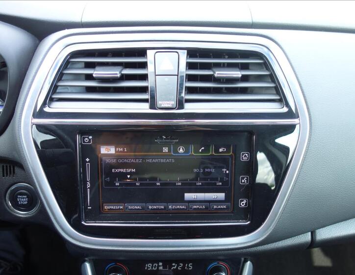 Suzuki S-Cross 20