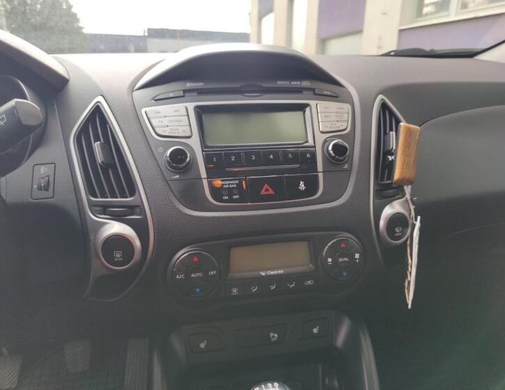 Hyundai ix35 24