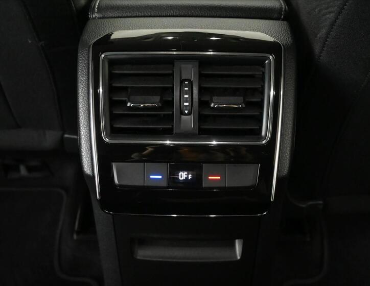 Škoda Superb 24
