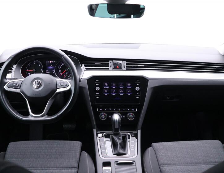 Volkswagen Passat 33