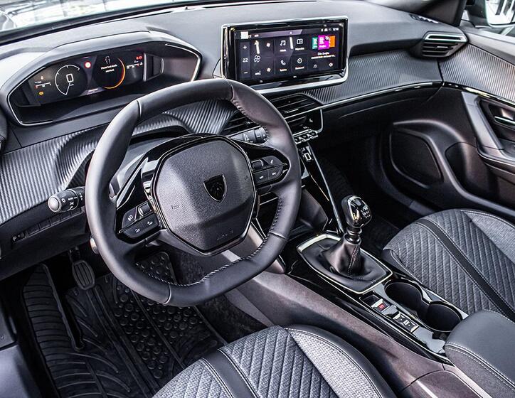 Peugeot 2008 11