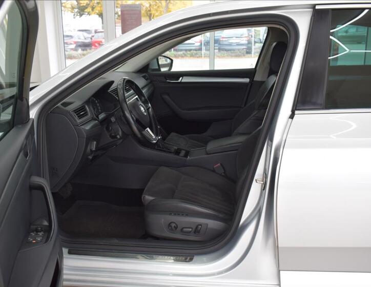 Škoda Superb 10