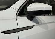 Volkswagen Tiguan 8