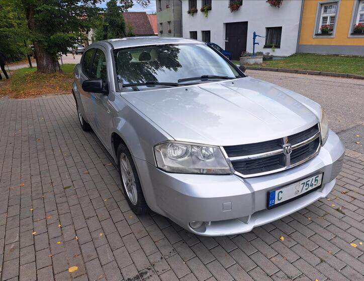 Dodge Avenger 1