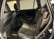 Toyota RAV4 8
