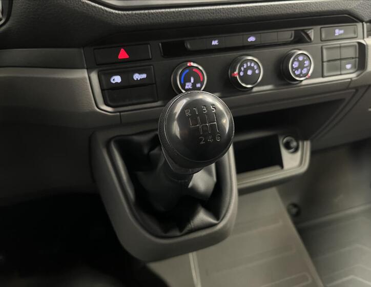 Volkswagen Crafter 11