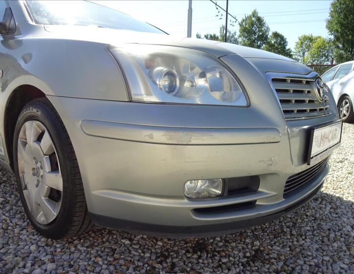 Toyota Avensis 11