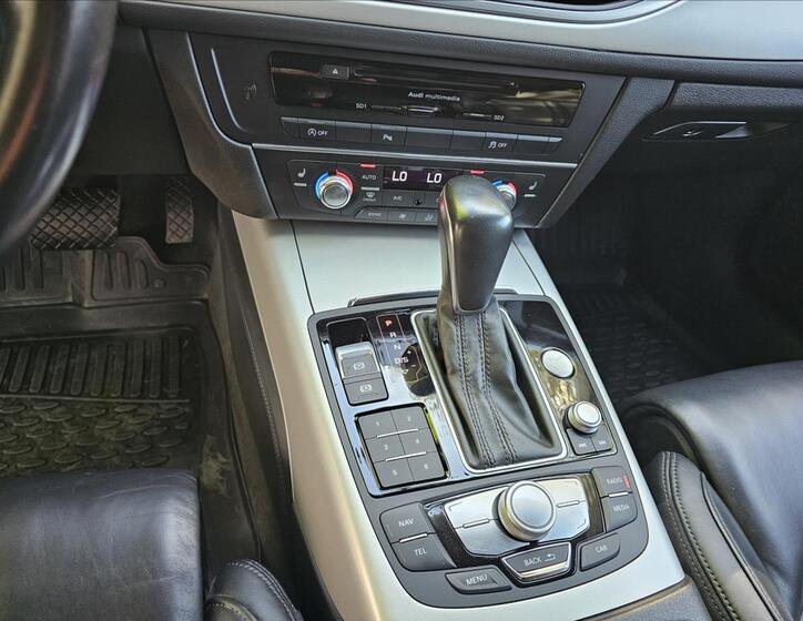 Audi A6 15