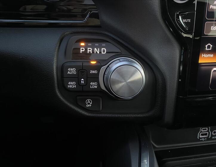Dodge RAM 17