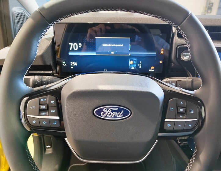 Ford Puma 27