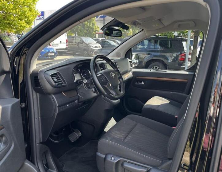 Toyota ProAce Verso 12