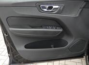 Volvo XC60 8