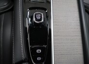 Volvo XC90 25
