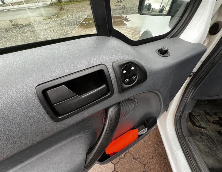 Ford Transit Connect 21