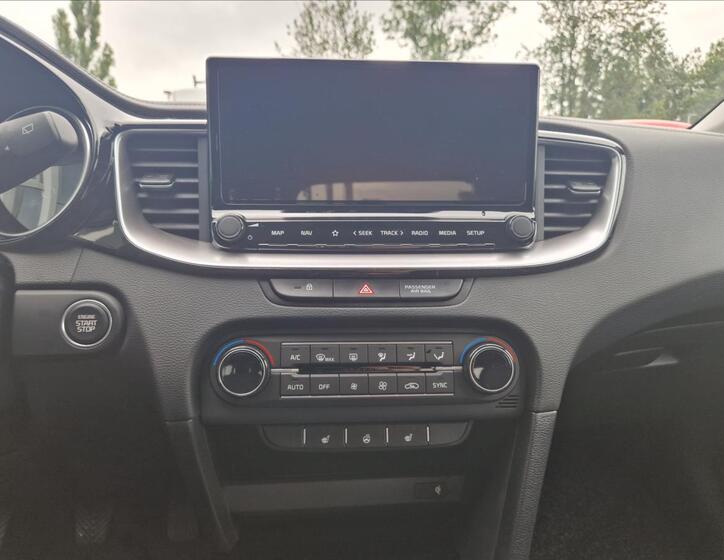 KIA XCeed 17