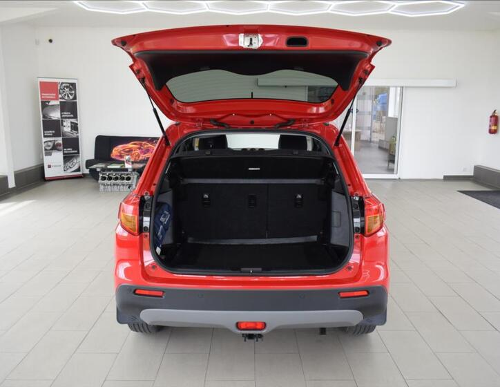 Suzuki Vitara 12