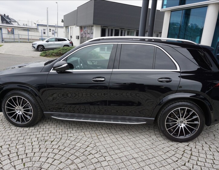 Mercedes-Benz GLE 7