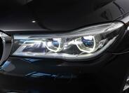 BMW Řada 7 8