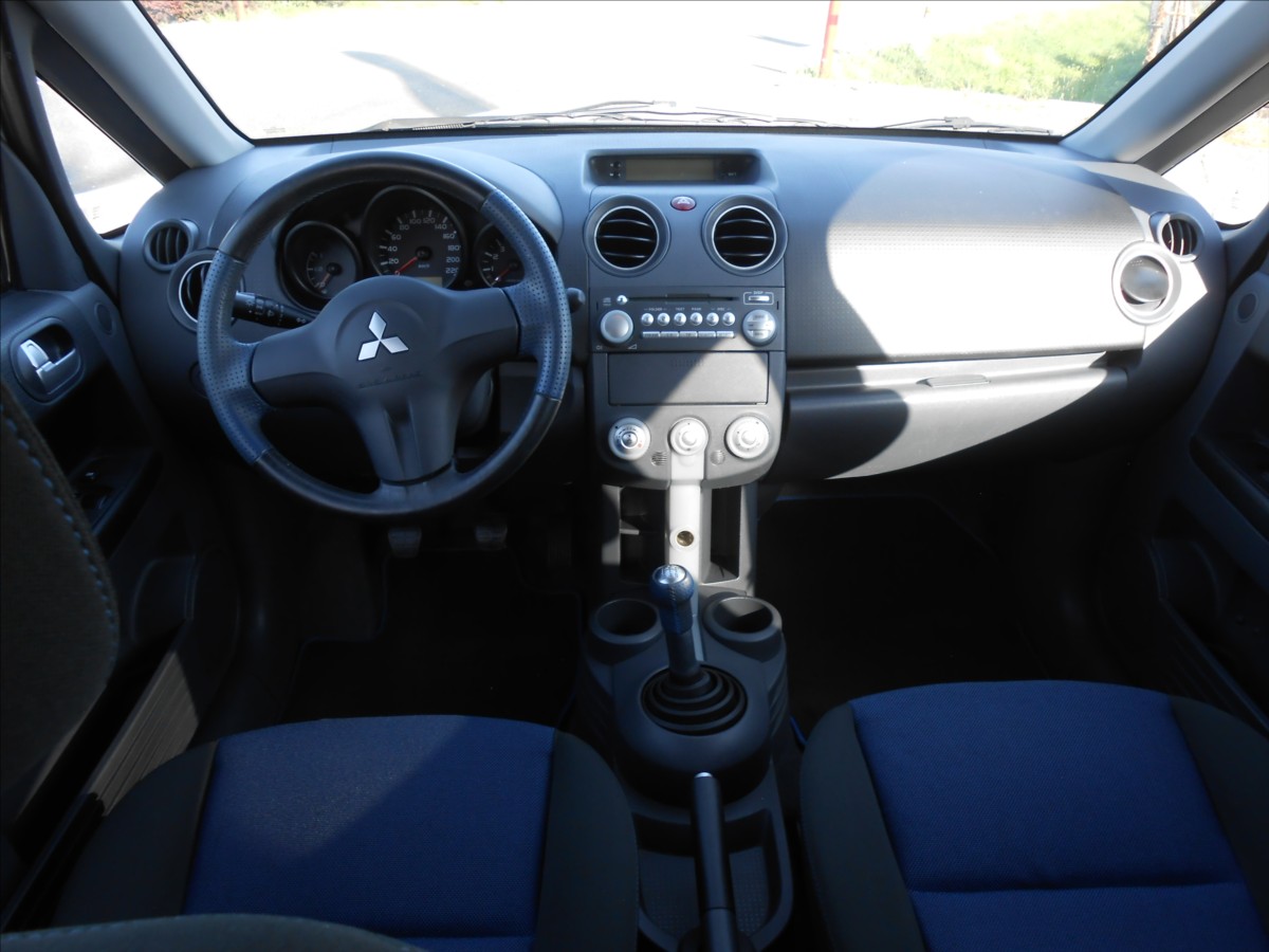 Mitsubishi Colt