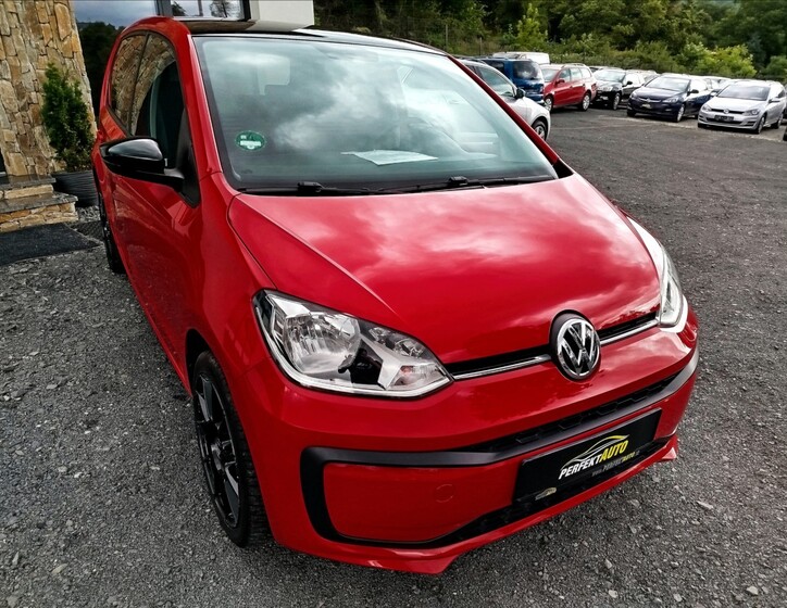 Volkswagen up! 9