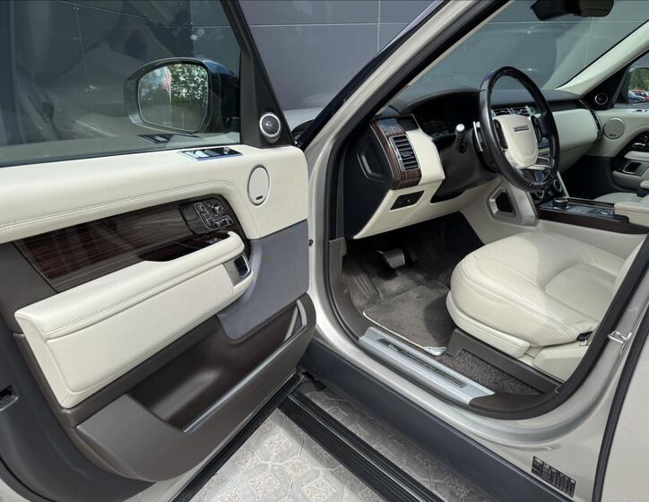 Land Rover Range Rover 10