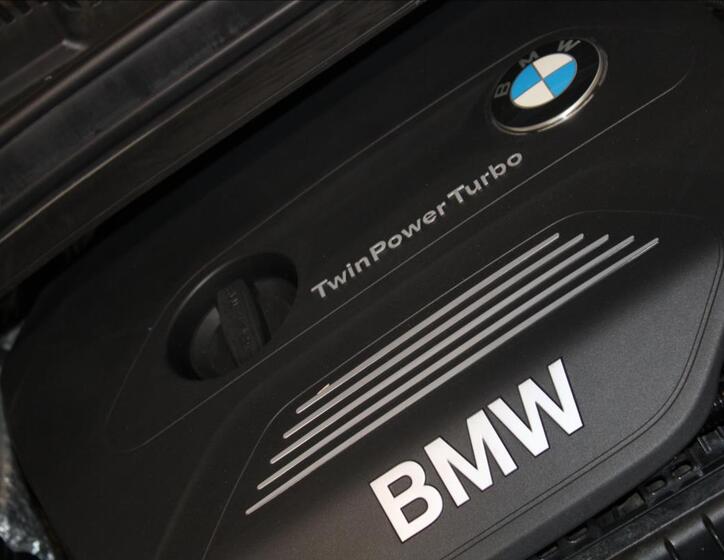 BMW Řada 2 7