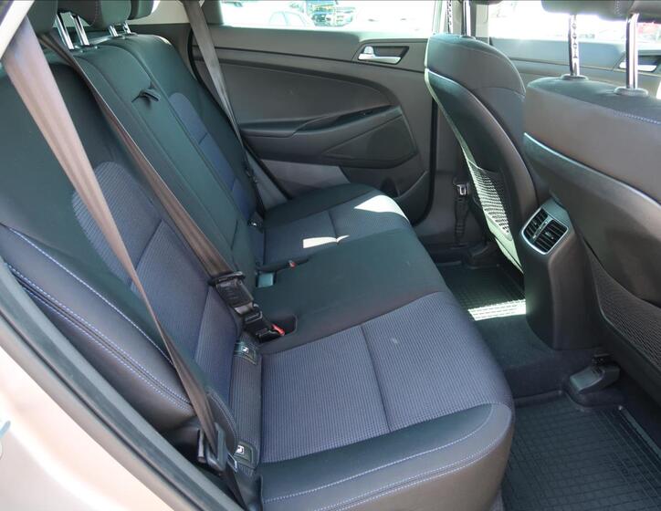 Hyundai Tucson 20