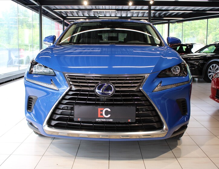Lexus NX 300h 2