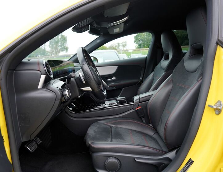 Mercedes-Benz CLA 23